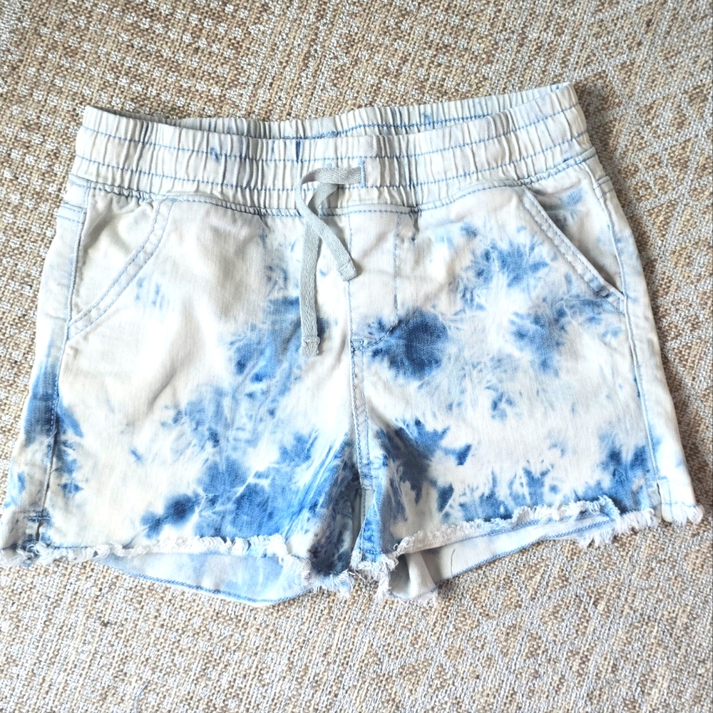 Bleach washed jean shorts | size 10/12 | elastic band | frayed hem